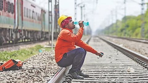 Extreme heat causes loss of workdays, income among Chennai workers: Study