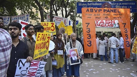 Delhi University Students