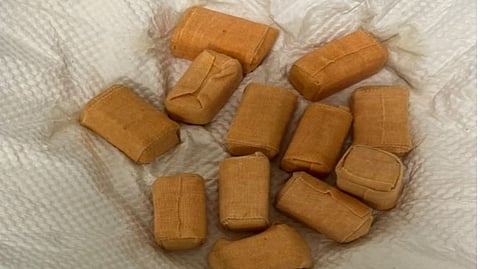 The smuggled gold