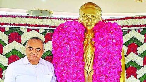 Daily Thanthi Group chairman S Balasubramanian Adityan garlanded the statue of Padma Shri Dr B Sivanthi Aditanar at his memorial in Virapandianpattinam, Tiruchendur, on Thursday