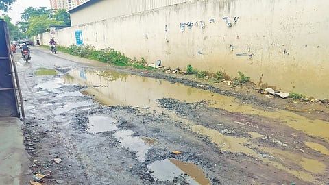 Damaged stretch of Mettu Salai
