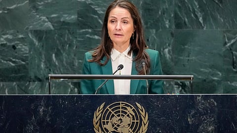  Christina Lassen