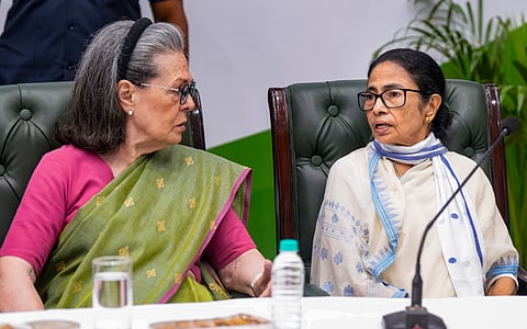 Sonia Gandhi, Mamata Banerjee