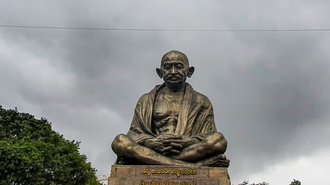 Mahatma Gandhi statue