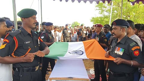 The mortal remains of Komburaja cremated with full state honours at his native village Nagampatti in Thoothukudi