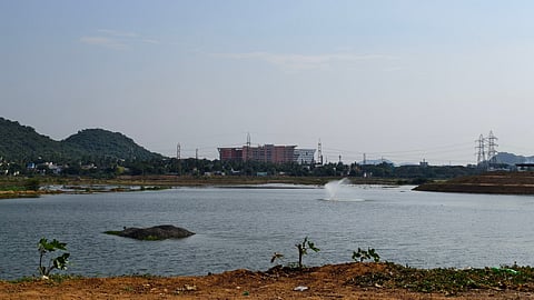 Fountain installed in Tiruneermalai Periya Lake