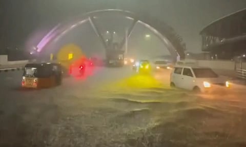 Three-foot-deep waterlogging disrupts traffic at Kilambakkam bus terminus
