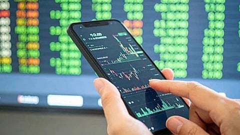 Global stock markets rise following strong US corporate earnings