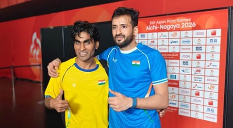 India's Nitesh Kumar and Naveen Sivakumar clinched gold medals