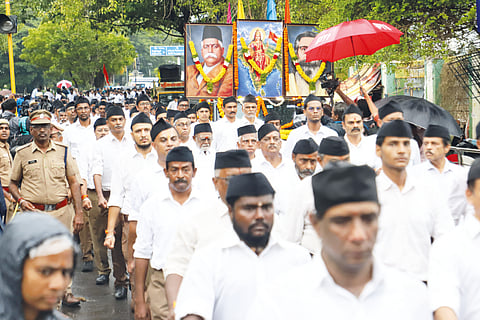 The Vijayadasami route march organised by the RSS passes through Egmore amid heavy security on Sunday