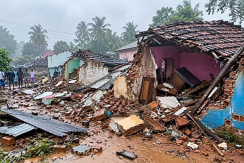 house damaged by rain in Tiruchy.