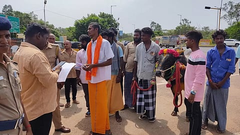 Jallikattu enthusiasts who gathered at Thanjavur Collectorate on Monday