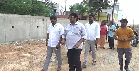 Chengalpattu MLA SS Balaji inspecting the SWD
