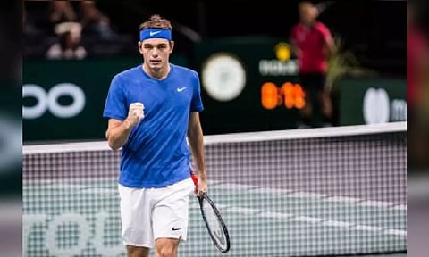 French Open: Zverev makes winning return, reaches third round