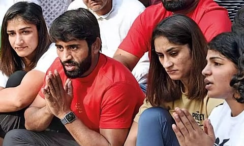 Bajrang Punia, Vinesh Phogat, Sakshi Malik, Babita Phogat (Twitter)