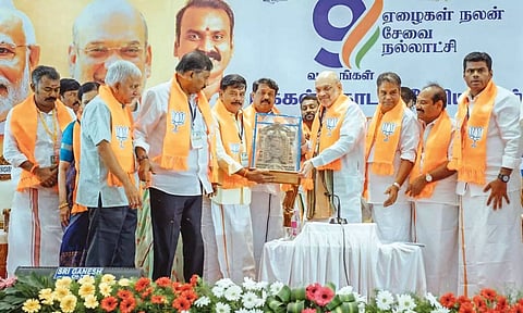 Union Home Minister and senior BJP leader Amit Shah receiving a memento from state party leaders at a meeting with office-bearers in Chennai on Sunday
