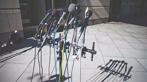 Without paywalls, so little to choose from