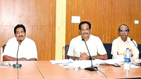 Minister P Moorthy holding a meeting with sub-registrars in Madurai on Saturday