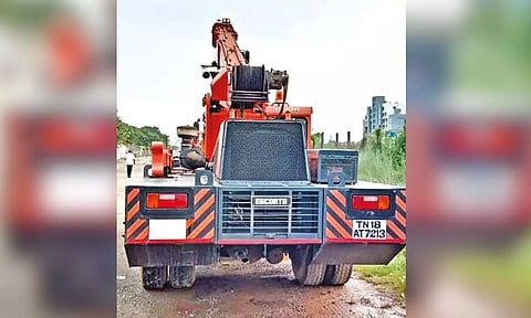 Crane from Metro Rail work