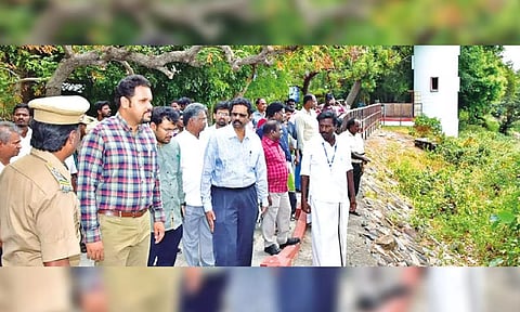 Collector Rahul Nadh inspecting canal widening works