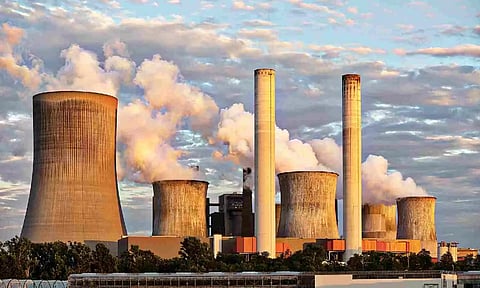 Oil firm, stocks wobbly after short-lived Russian mutiny