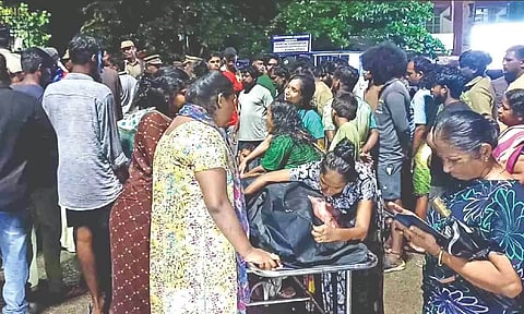 Kin with murder victim’s body at Chengalpattu GH