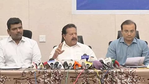 Higher Education Minister K Ponmudy (Photo: daily Thanthi)