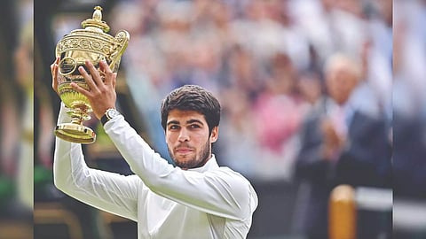 Alcaraz holds the trophy