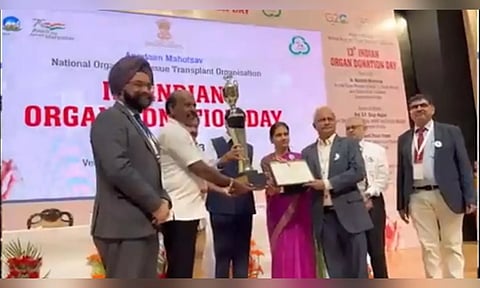Minister Ma Subramanian with the award