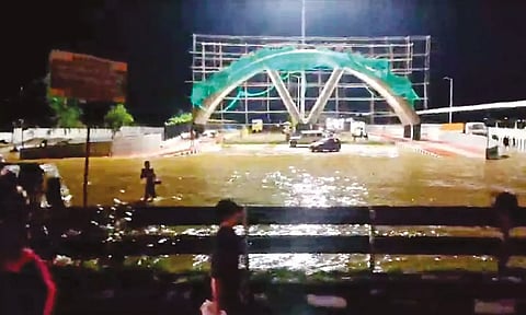 Screen grab of flooded Kilambakkam bus terminus