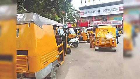 Auto-rickshaws parked in a haphazard manner in Perambur