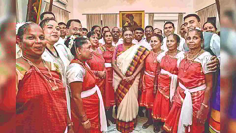President Droupadi Murmu meets members of tribal communities of Goa, at Raj Bhavan in Panaji, Wednesday