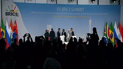 PM Narendra Modi and Chinese premier Xi Jinping shake hands at BRICS platform&nbsp;