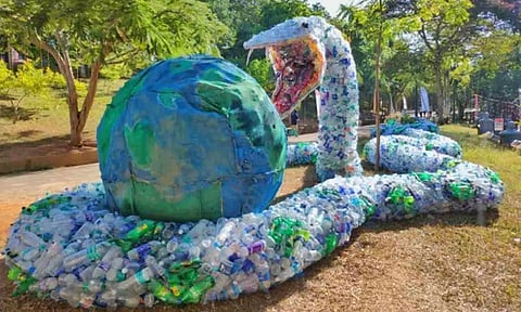 Snake-like installation made by students of the College of Fine Arts Kerala on behalf of the Suchitwa Mission (IANS)