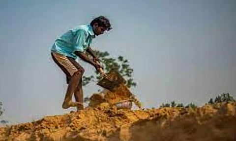 Register MGNREGS workers as construction labourers: Unions