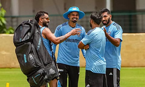 It's good to have four fit fast bowlers going into World Cup: Mhambrey
