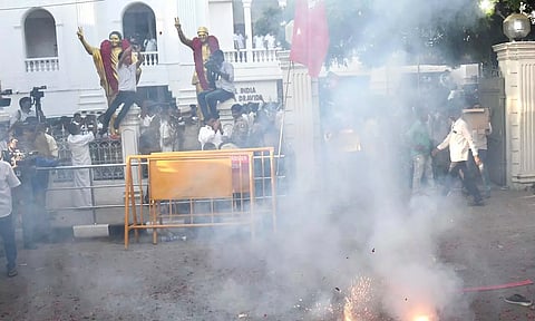 AIADMK celebrating the break up between AIADMK and BJP (Image credits: Manivasagan)