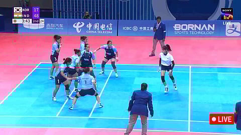 IND-W vs KOR-W kabaddi in action (Screengrab)