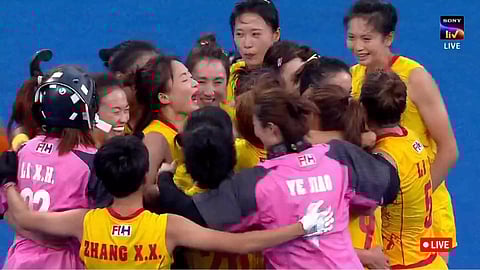 China dominates a win against India (Screengrab)