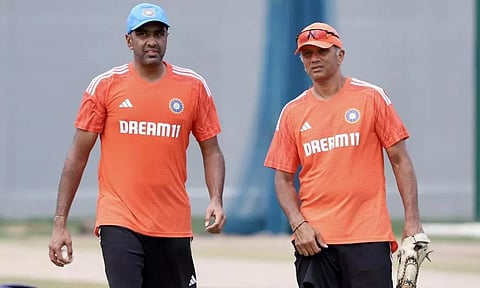 Ravichandran Ashwin and Rahul Dravid in the practice session&nbsp;