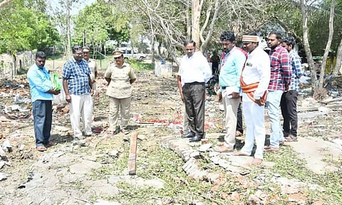 Tamil Nadu, Mayiladuthurai Collector, cracker blast spot, Tharangambadi, Mayiladuthurai Collector AP Mahabharathi, cracker units