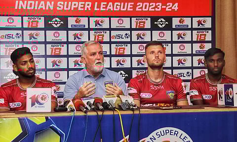 (L-R) Rahim Ali, Owen Coyle, Ryan Edwards and Romario at the pre-match press conference