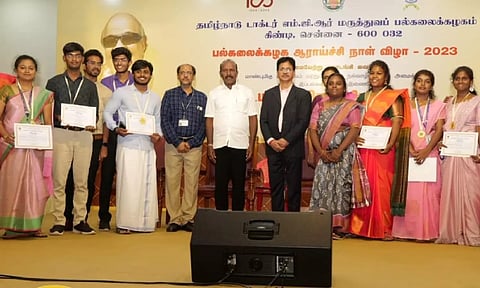 Health Minister Ma Subramanian awards students for best research papers