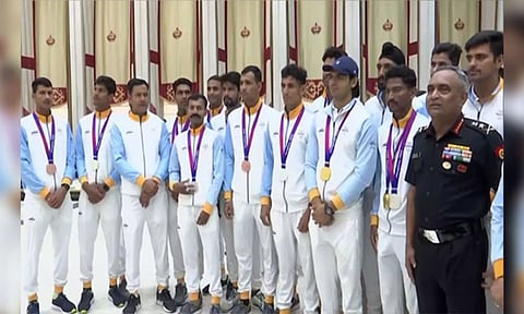 COAS General Manoj Pande with Indian athletes (Image: ANI)
