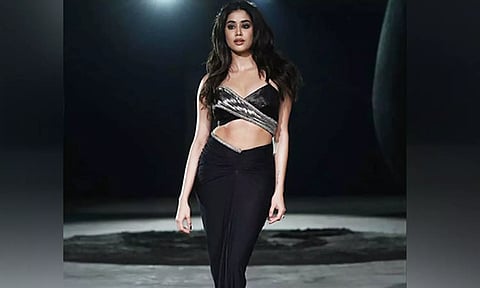 Actor Janhvi Kapoor (Image source: LFW 2023)