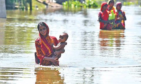 In 2021-22, 57.3% of working-age women in India were employed in agriculture, compared to 34.4% of men.