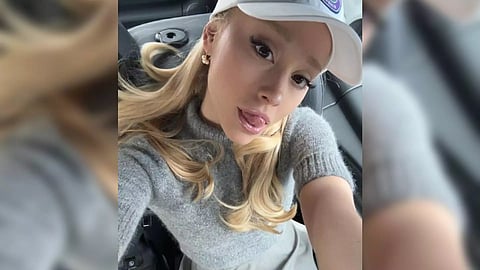 Ariana Grande celebrates 1 year of 'blondieversary' with throwback picture