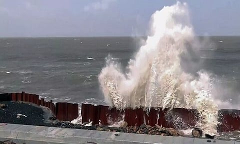 Deep depression over Bay of Bengal intensifies into cyclone 'Hamoon'