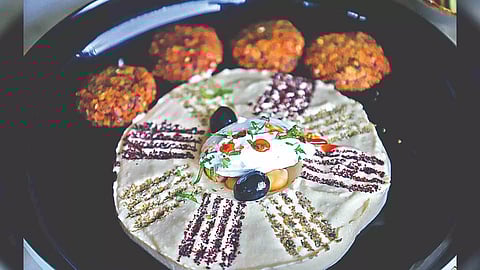 Hummus platter at Cafe Fresco