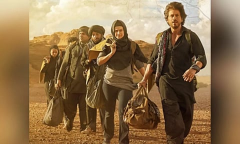 SRK walks miles with his 'ullu ke patthon' in 'Dunki' poster